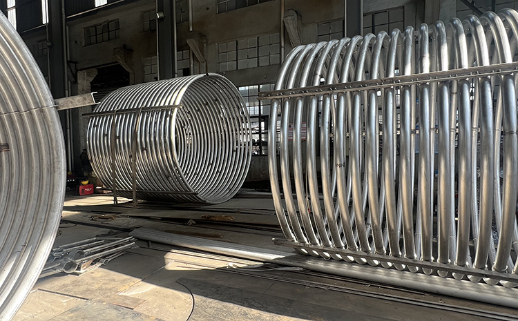 無錫龍賢機(jī)械制造有限公司生產(chǎn)哪些類型的不銹鋼管？